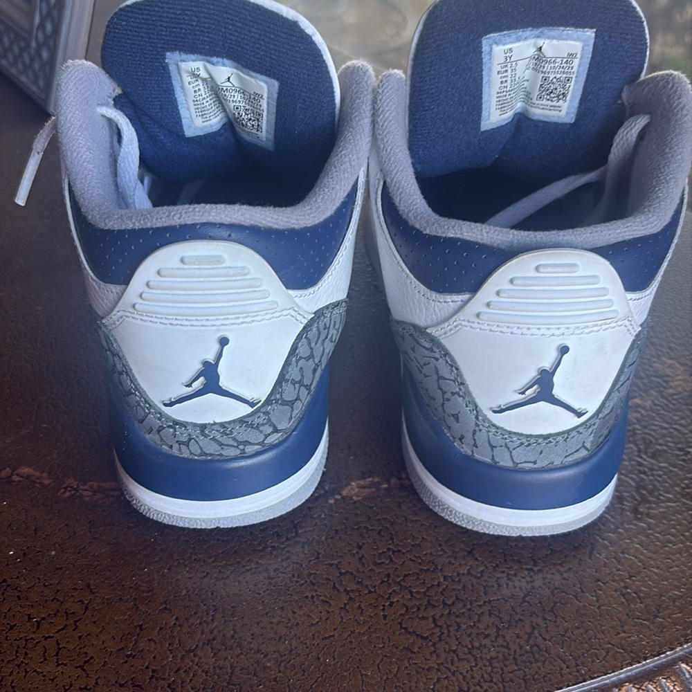 Jordan Kids Sneakers - White and Navy